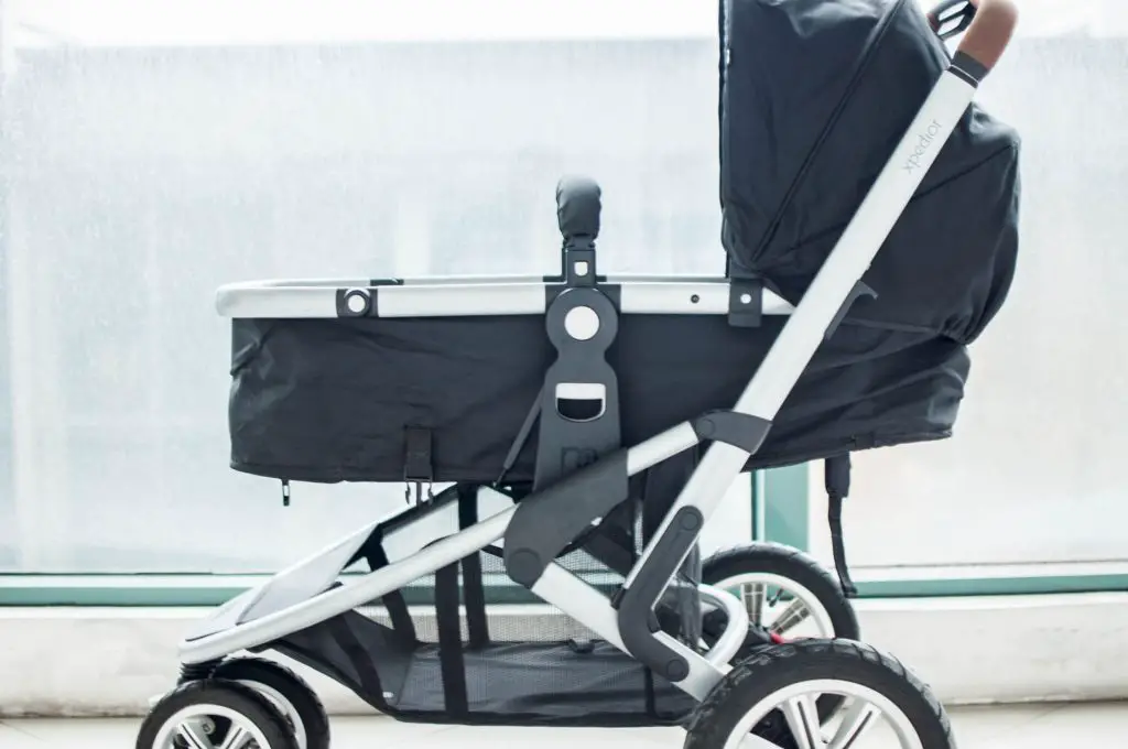 How Do You Attach A Buggy Board? Buggy Boards